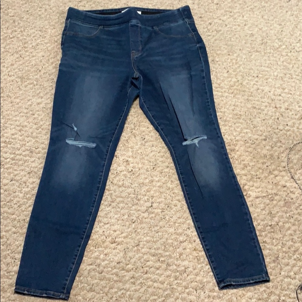 Old Navy pull on skinny jeans